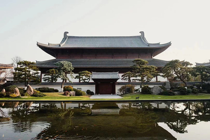 佛教寺廟古建筑的設(shè)計(jì)元素與現(xiàn)代建筑設(shè)計(jì)的相互借鑒